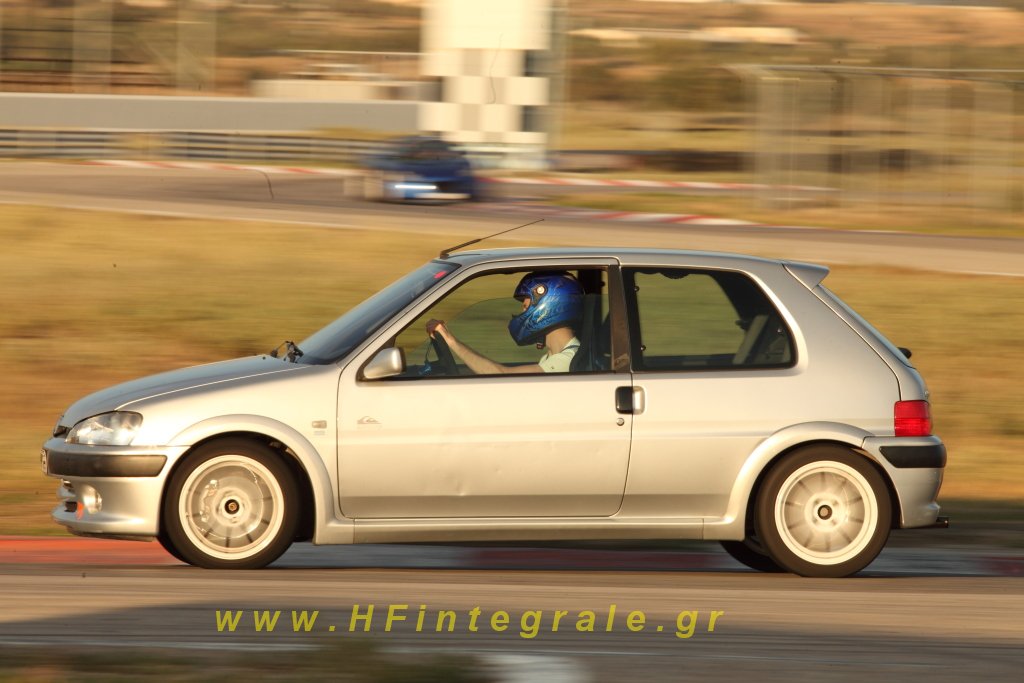 megara4159.JPG